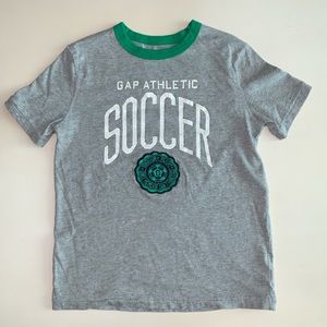 Shorty sleeve GAP shirt